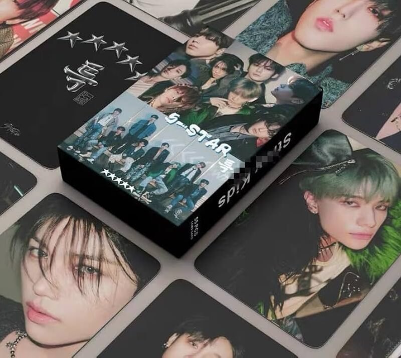 Stray Kids 5-Star (Black) LOMO card